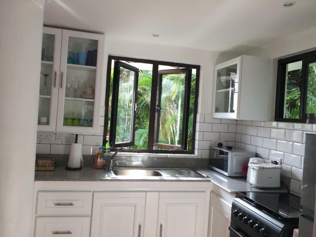 Casa Doro Villa Glacis  Екстериор снимка